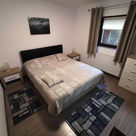 Skyline Villa Азуга Екстериор снимка